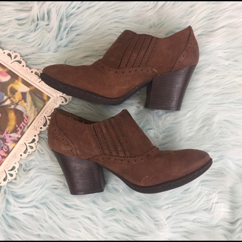 Boho Born leather booties/shooties size 6